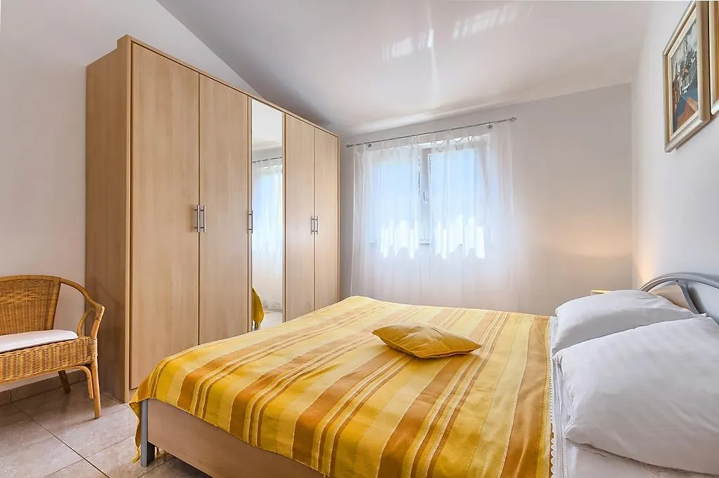 Franulovic Apartments Premantura Croatia