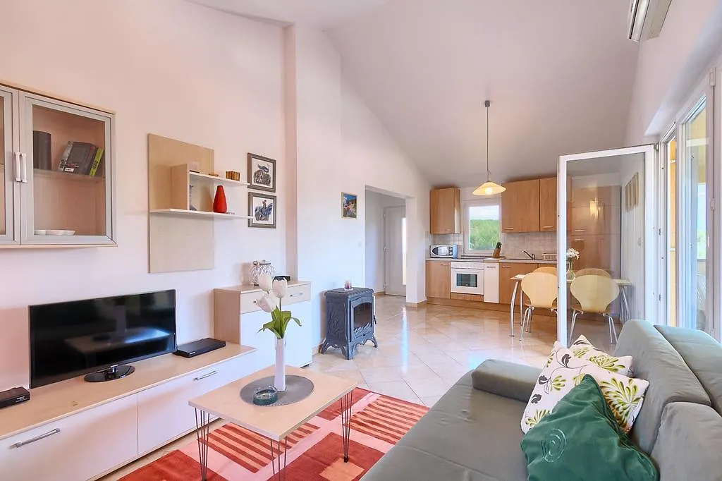 Franulovic Apartments 프레멘투라 0*,