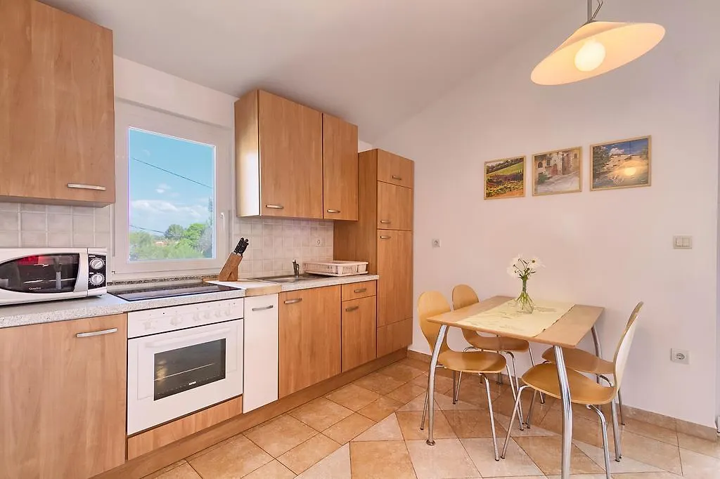 Franulovic Apartments 프레멘투라